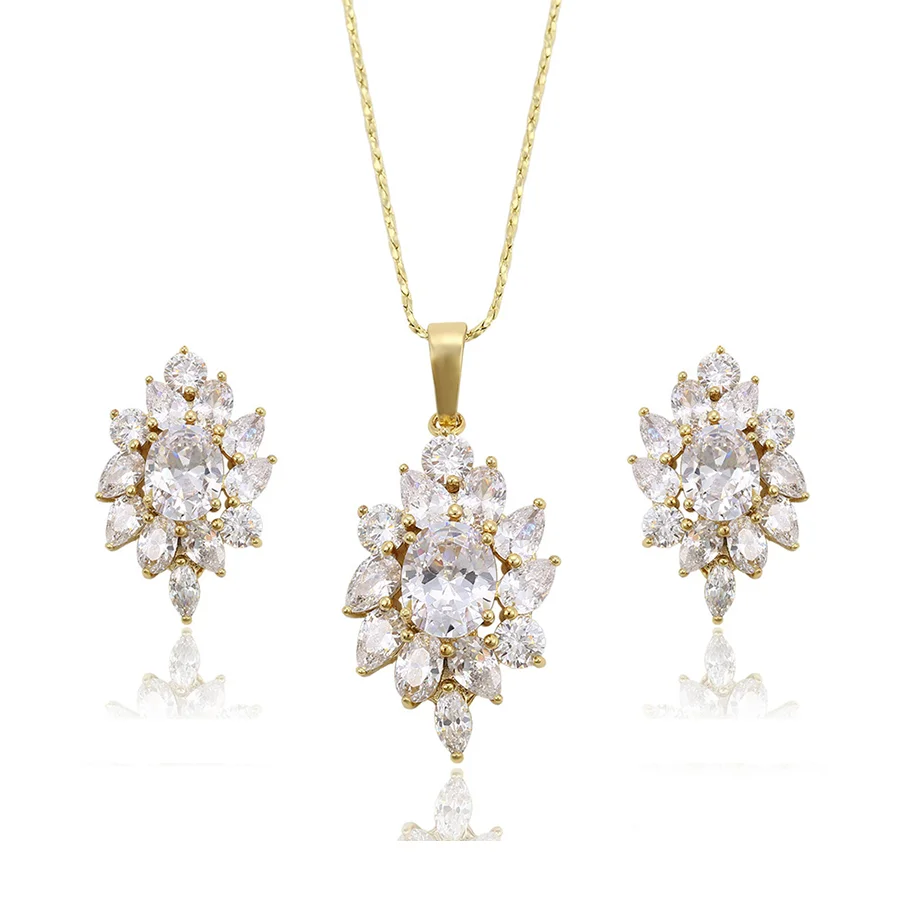 

63877 xuping 14k gold color flower shape crystal jewelry set,luxury earrings and pendant set