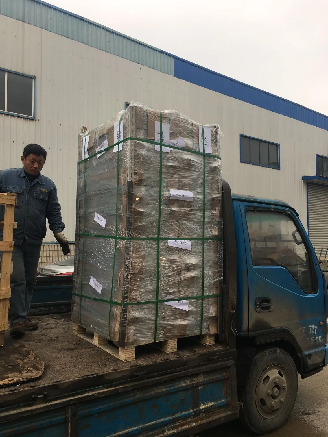 light duty shelf-1.jpg