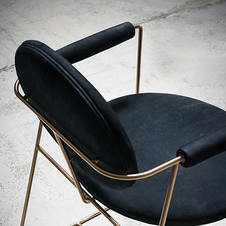 Wholesale custom classic designed luxury furniture elegant coffee restaurant vintage armrest modern leather  dining chair