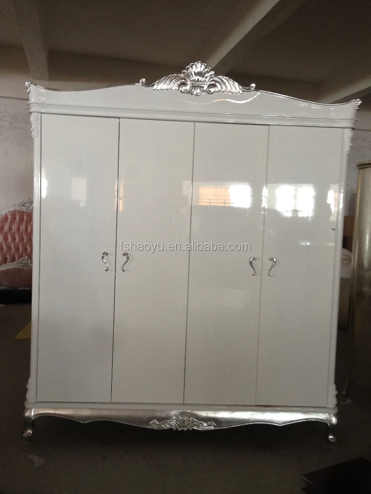 Elegante design di colore bianco camera da letto armadi, legno ...