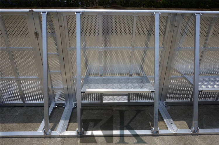 crowd barrier (6)
