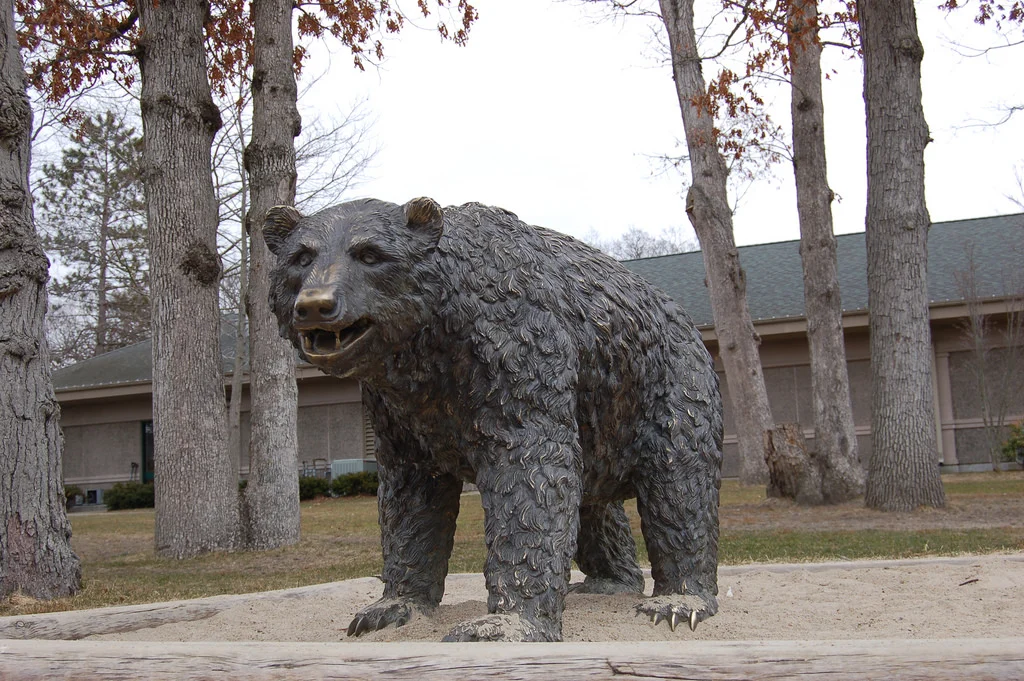 outdoor polar bear statue