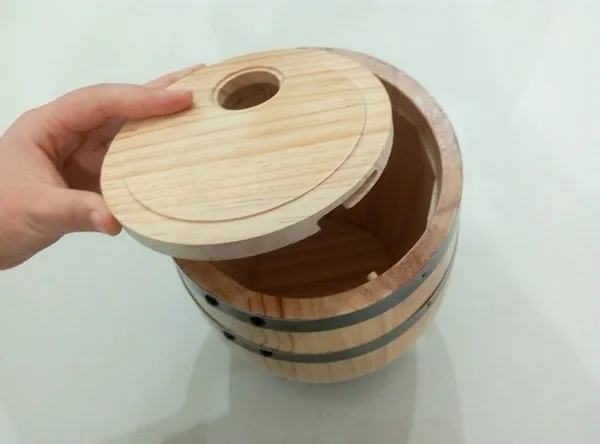 Metal bands mini craft oak wood barrel factory