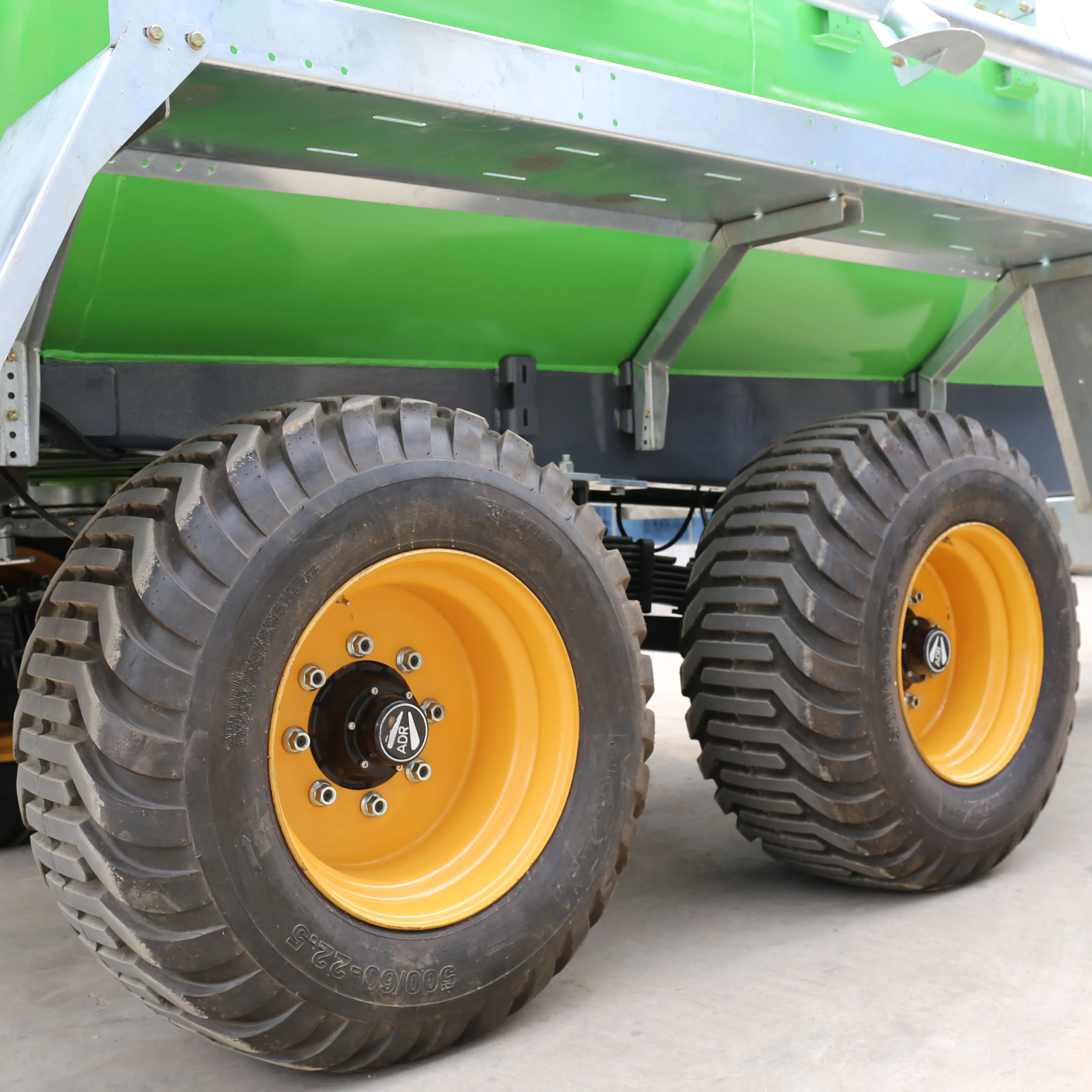 China New Type Liquid Manure Fertilizer Slurry Spreader Tanker With Deep Tillage Function Buy
