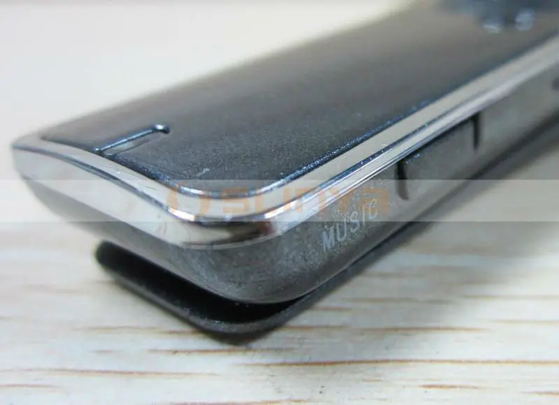 digital voice recorder (18)