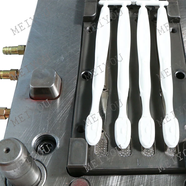 
High Precision Toothbrush Moulding Machine / Toothbrush Plastic Injection Molding Machine Toothbrush Handle Mold 