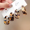 fashion women jewelry simple plastic amber hoop earrings acetate tortoise shell stud earrings for women with C shaped design