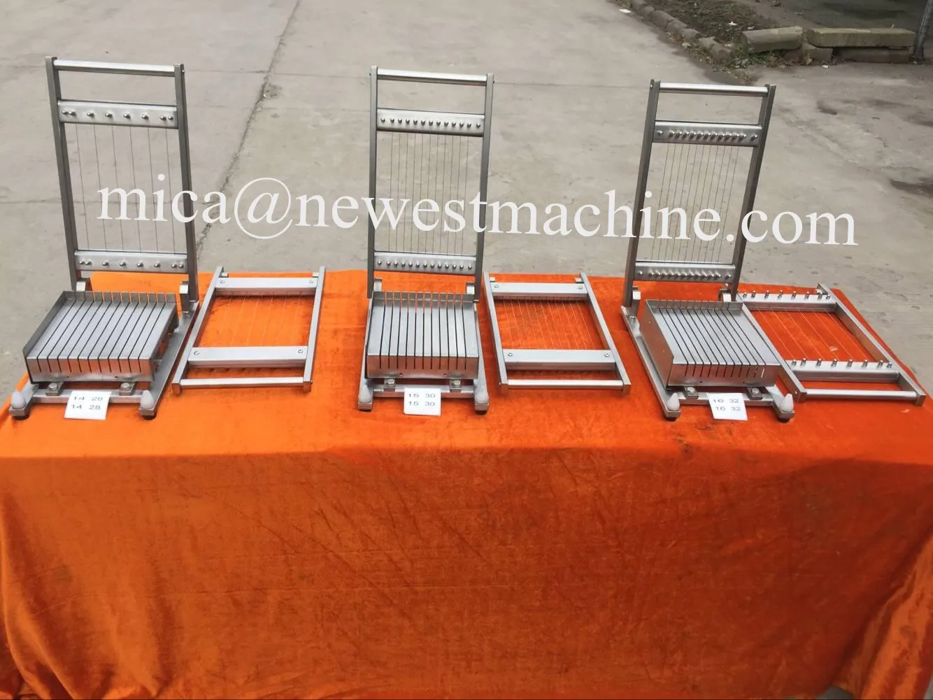 chocolate cutting machine.jpg