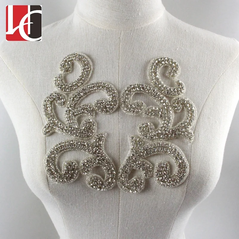 

HC-5831 Hechun Trendy garment crystal rhinestone applique handmade high quality, Clear