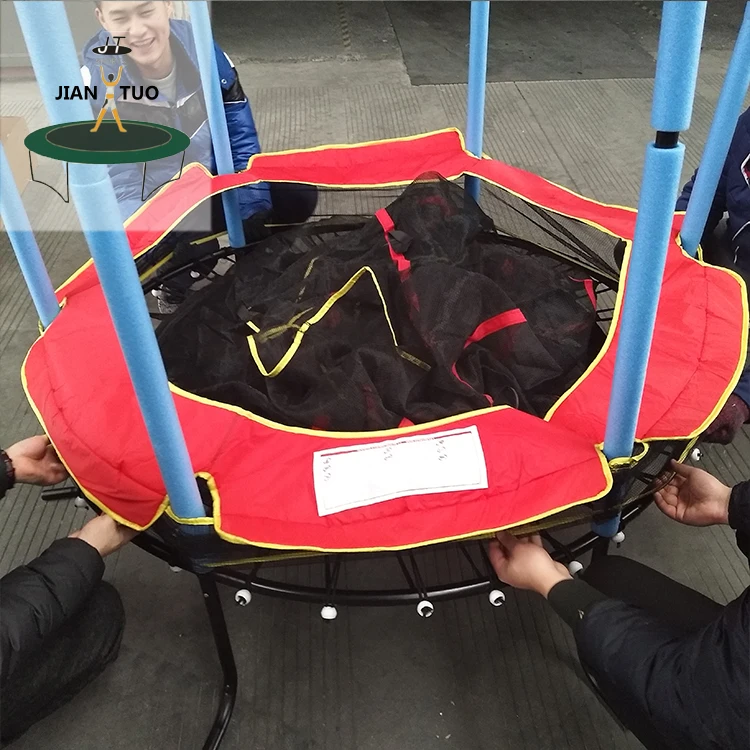 
JianTuo 55inch Popular Indoor 140cm Trampoline Kids Mini Trampoline 