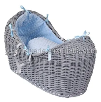 moses basket.JPG