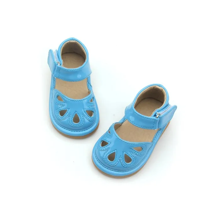 noisy shoes for babies