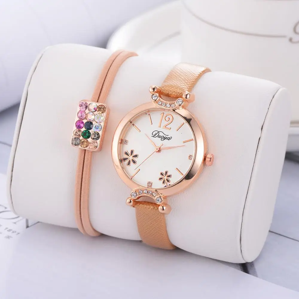 

2019 New quartz watch Most popular Diamond Bracelet Women Watch set YW05