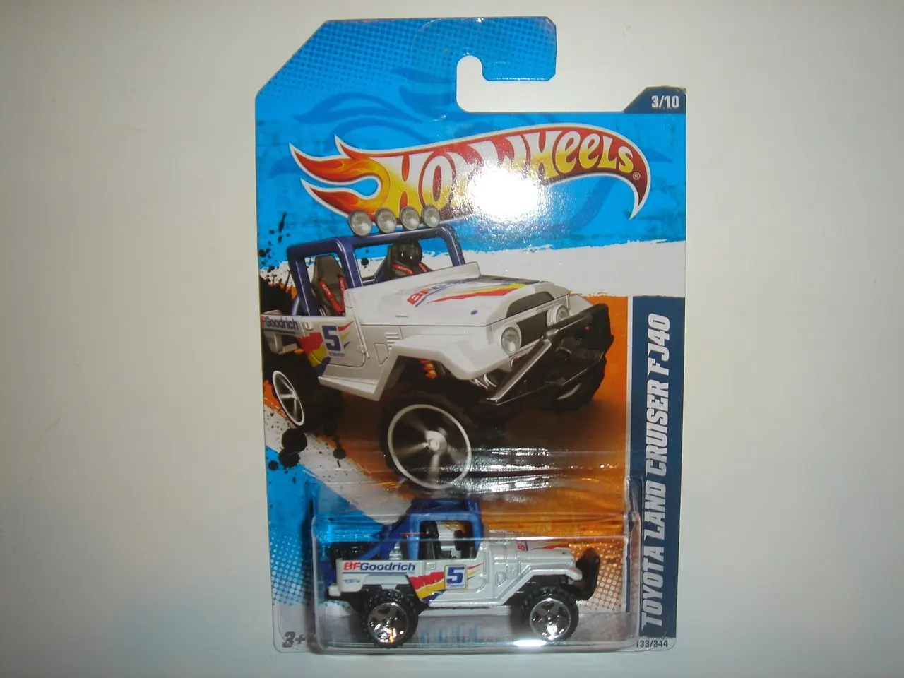 hot wheels toyota land cruiser fj40