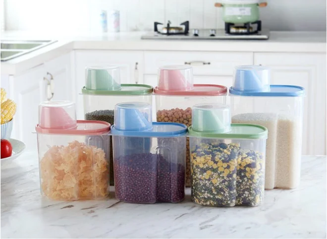 2.5L 84oz Wholesale plastic Food storage BPA FREE Cereal Rice kitchen containers with Pour Spout Jug