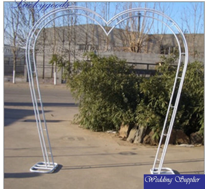 
customized heart shape metal garden wedding arch wholesale 