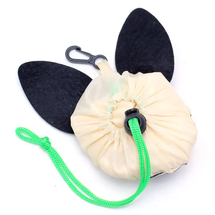 3545042069_1984560591