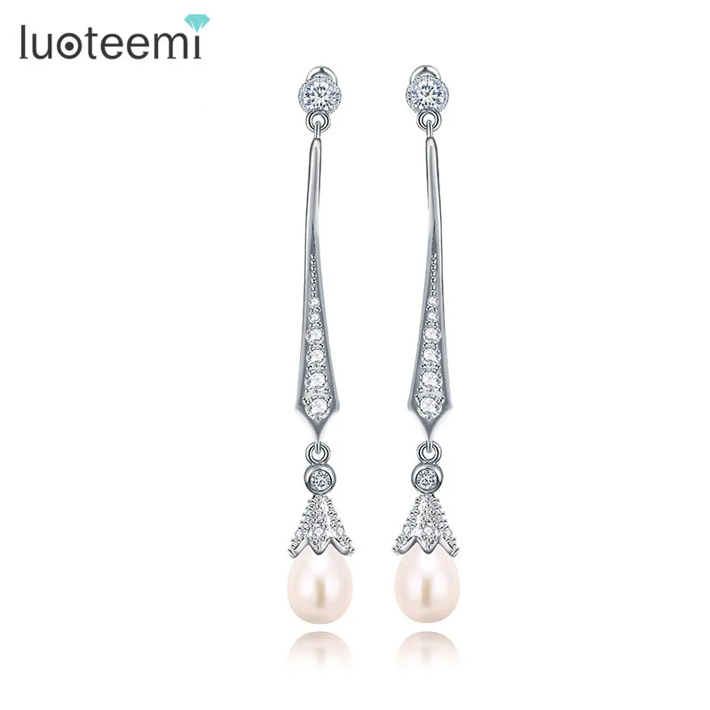 

LUOTEEMI Wholesale Fashion Women's Fancy Waterdrop Freshwater Pearl Pendant Dangler Long Drop Earrings