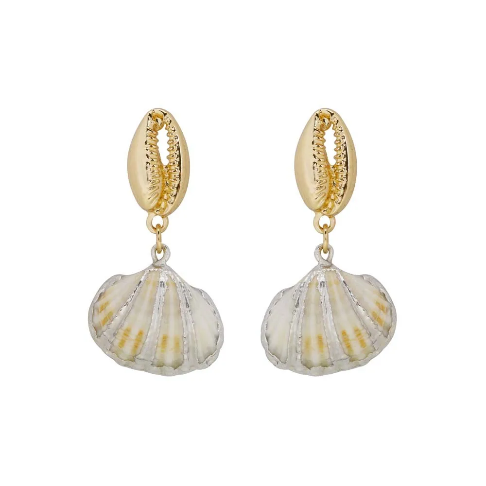 

Women Beach Accessories Nature Shell Pendant Earring Short Elegant Gold Plated Shell Earring