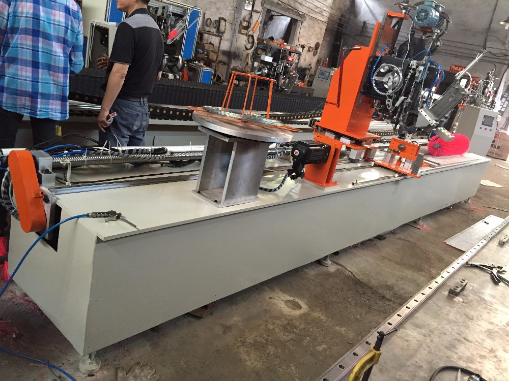 Automatic Cnc India Tufting Brush Making Industrial Strip Brush Making Machine Cylindrical