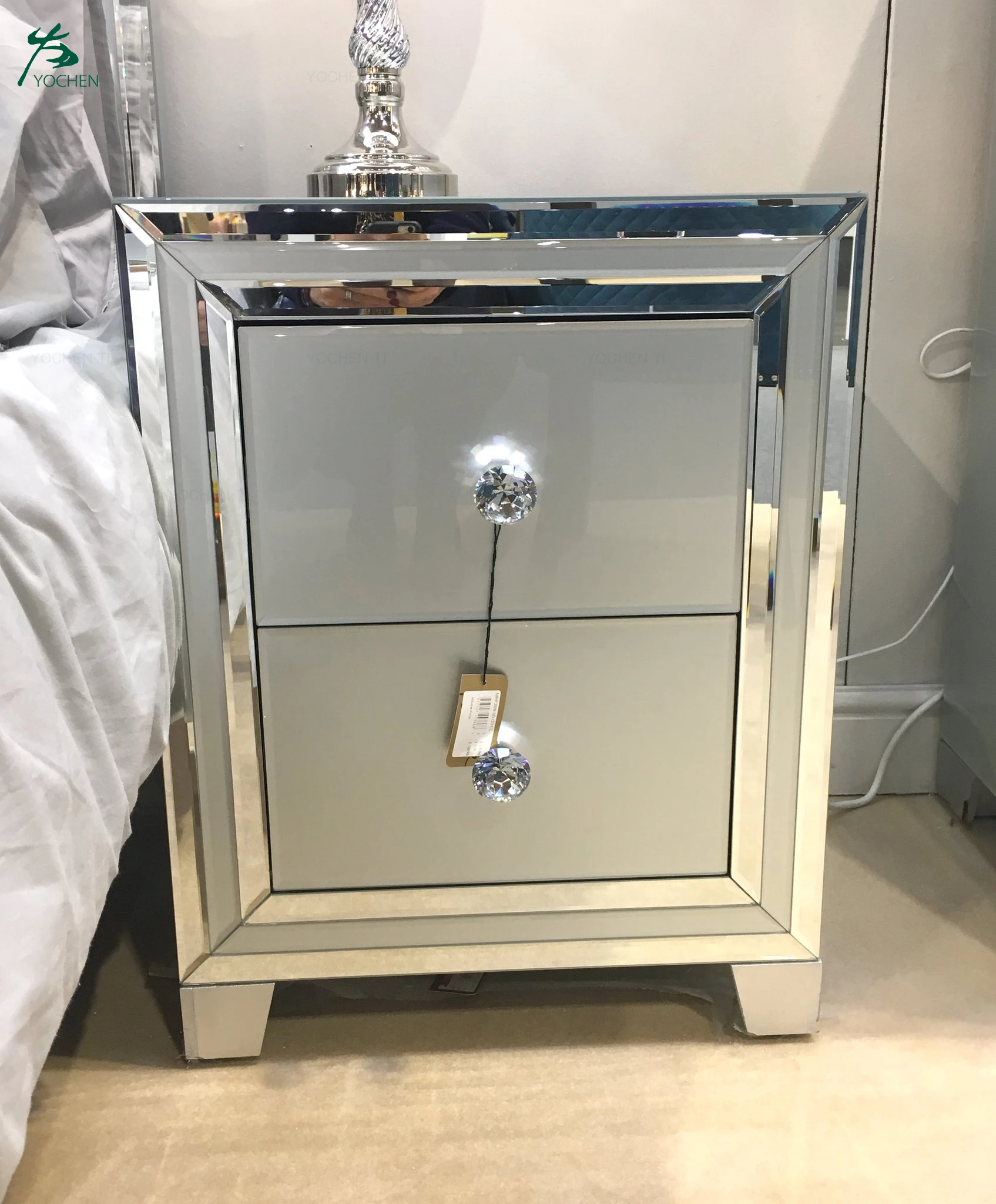 Grijs mirrored 2 lade nachtkastje borst voor slaapkamer uitverkoop (47*42*61 cm)