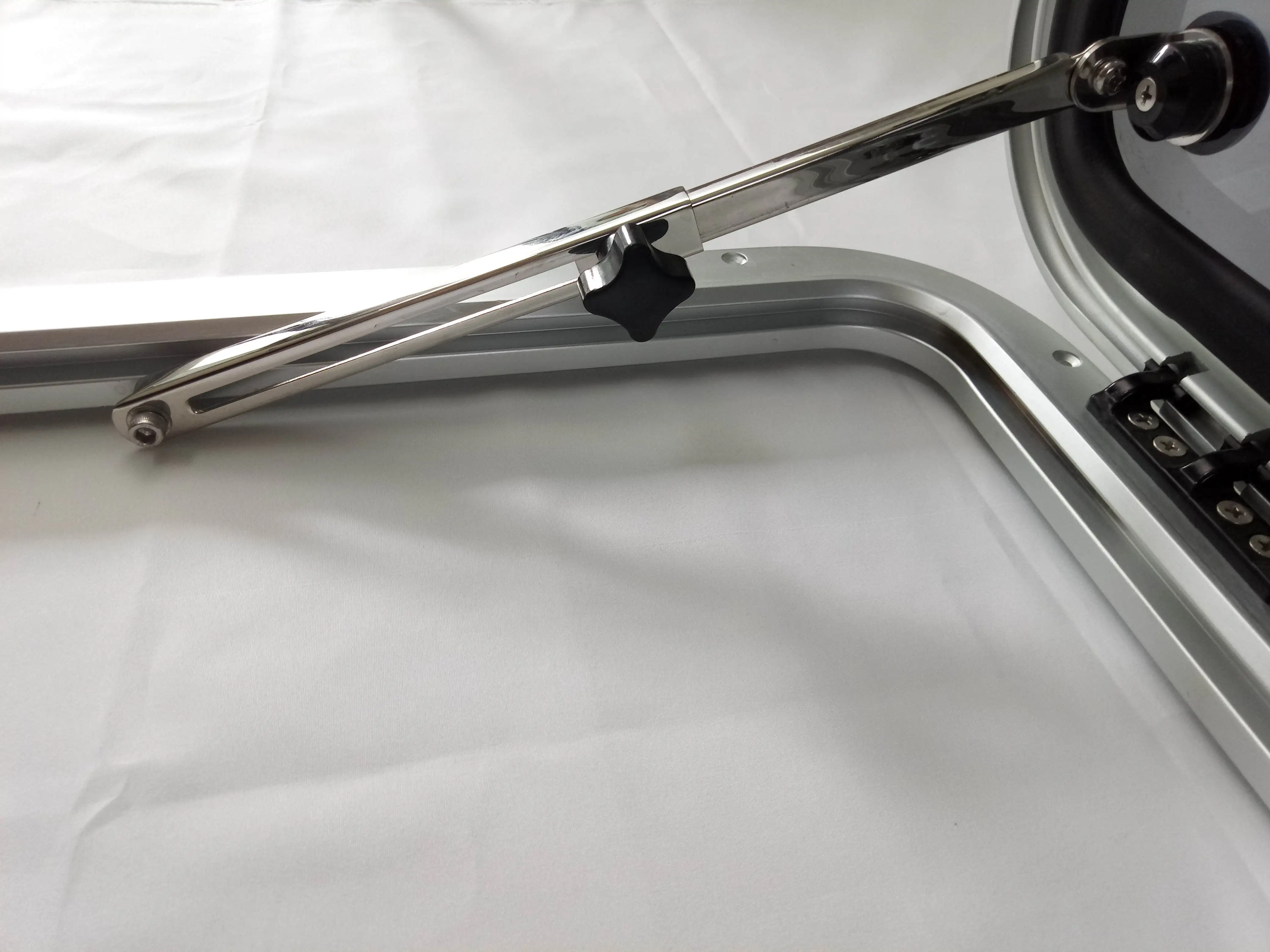 Marine Boat Yacht Rv Aluminum Deck Hatch Vent 16.7" X 26.6" 425x675mm