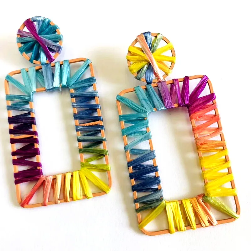 

2021 New custom Natural Straw rainbow handmade geometric lafite raffia Hoop earrings Jewelry For Women