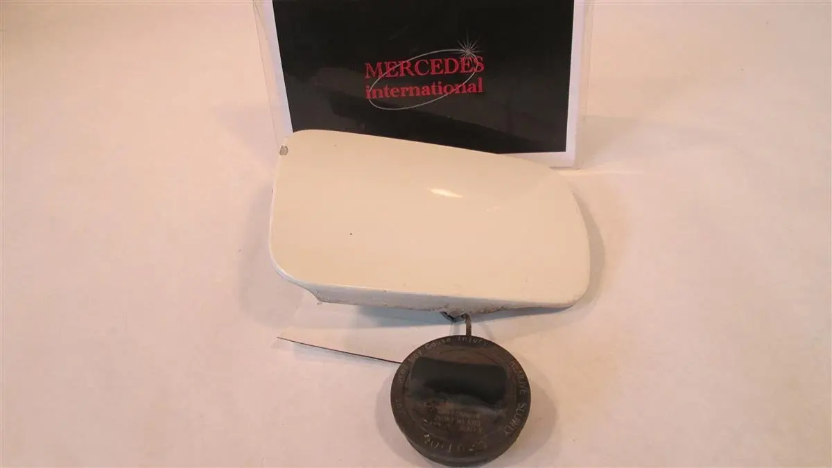 Mercedes-Benz S500 Fuel Doors 2207500006 (w/ Cap)