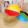 As Seen On TV Colander Fits All Pots and Bowls Clip On Silicone Flexible Kitchen Food Strainer For Spaghetti Pasta