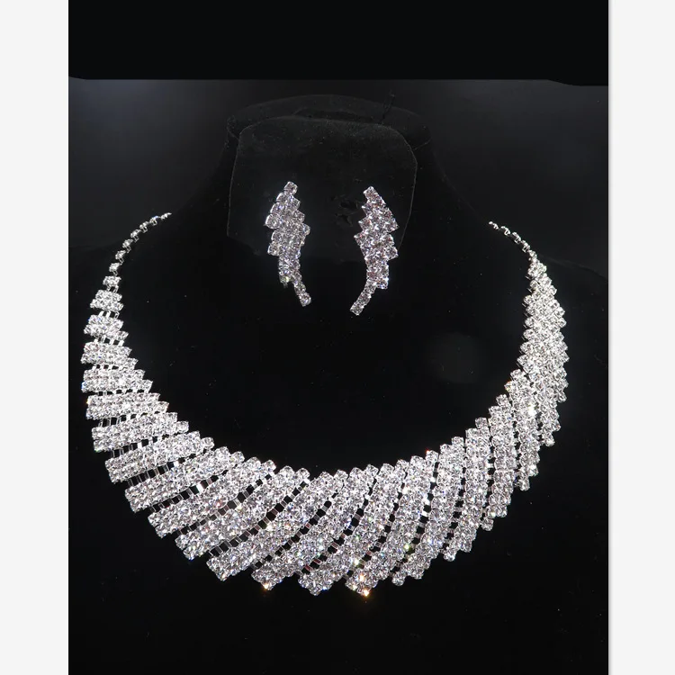 

Fashion Bridal jewelry Clear Rhinestones Bridal jewelry set WXL062