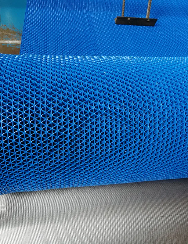 VinWave Matting Pool Deck Mats for Indoors and Outdoors