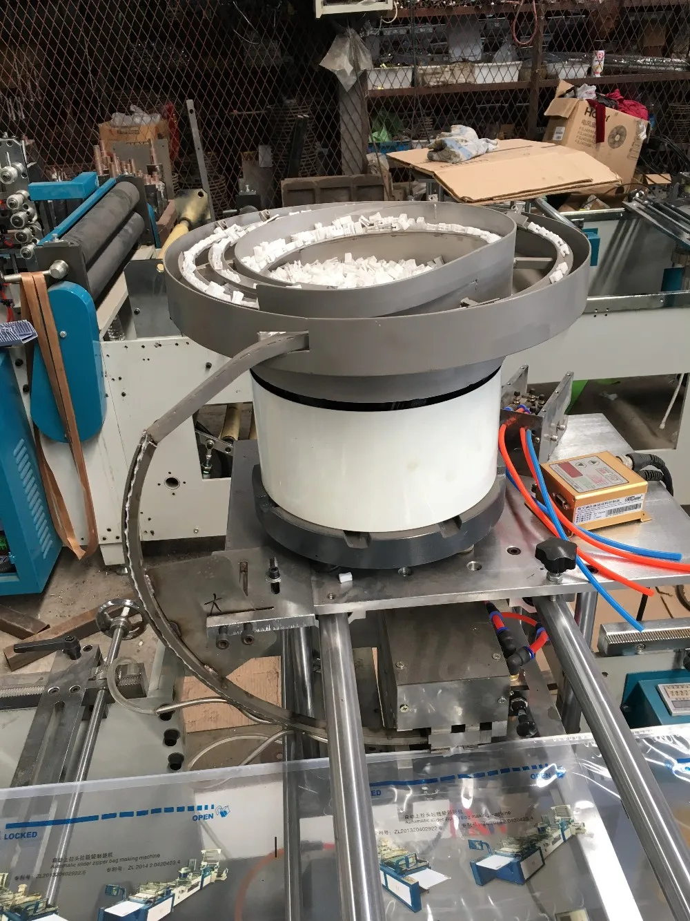 Automatic Zipper Bag Making Machine With Slide Zipper Attaching System