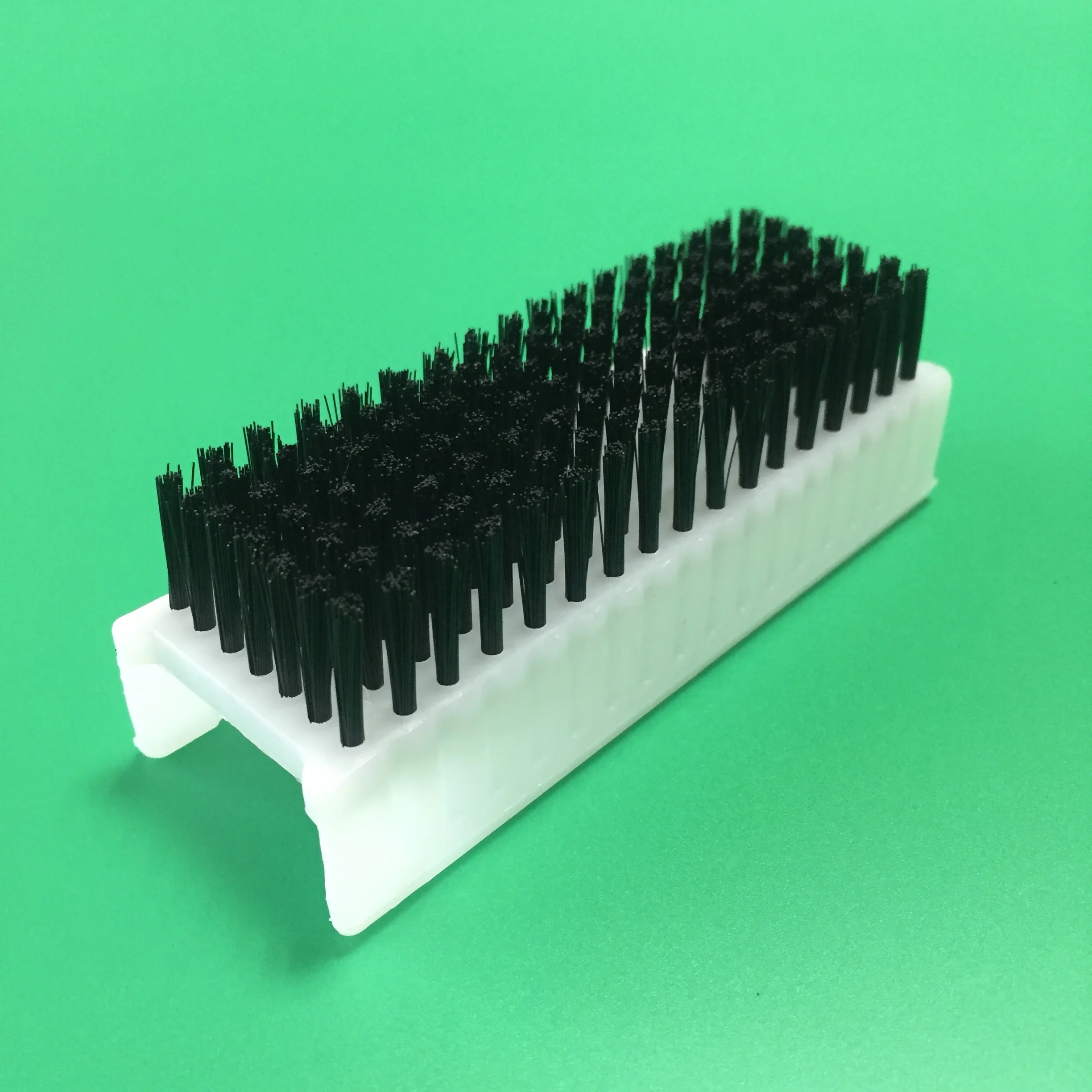 
autoclavable scrub brush 