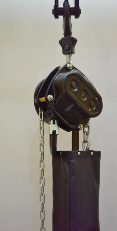 Stage Chain Block.jpg