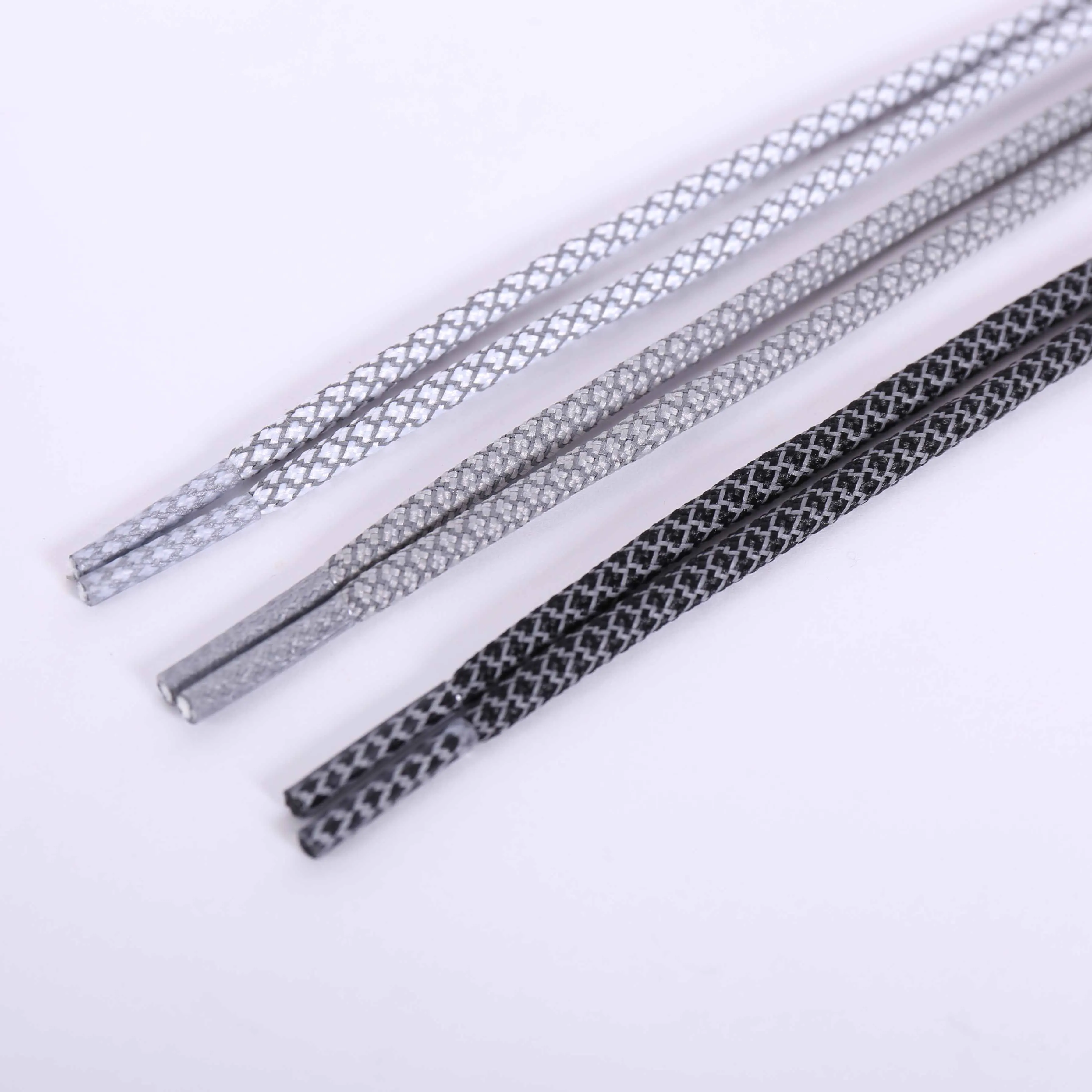 reflective shoelaces (2).JPG