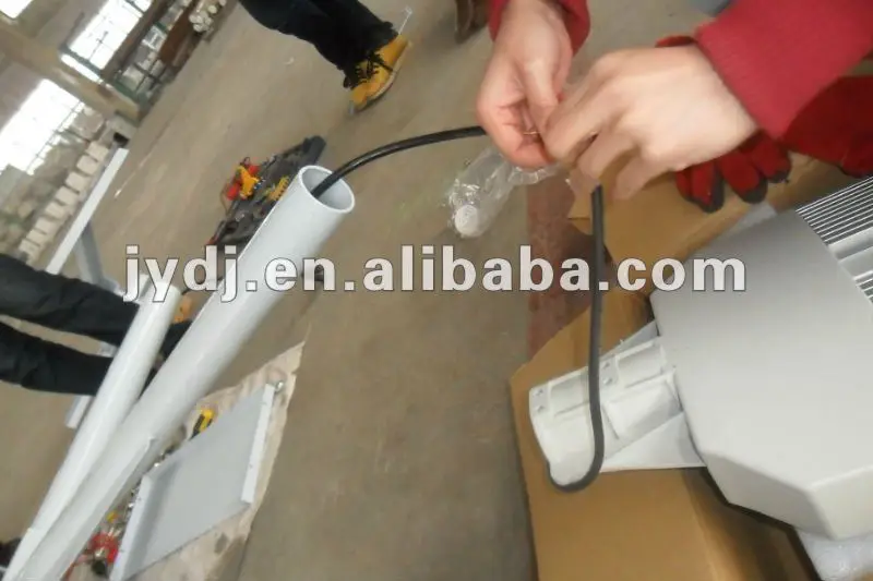 galvanized outdoor solar street lighting pole