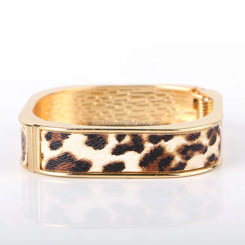 

Europe Fashion Metal Gold-Plating Leopard Bracelet Wholesale