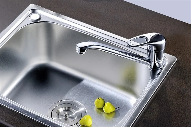 Cheap Brass Single Handle Deck Mounted Water Saving Kitchen Faucet