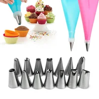 

16 Pcs/Set Silicone Icing Piping Cream Pastry Bag +14PCS Stainless Steel Nozzle Pastry Tips Converter DIY Cake Decorating Tools