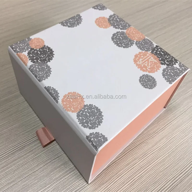 Luxury paper tube gift packaging flowers ribbons packaging round hat box for flowers
