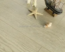 Thickness 12mm lighter tone laminate flooring with oak grain