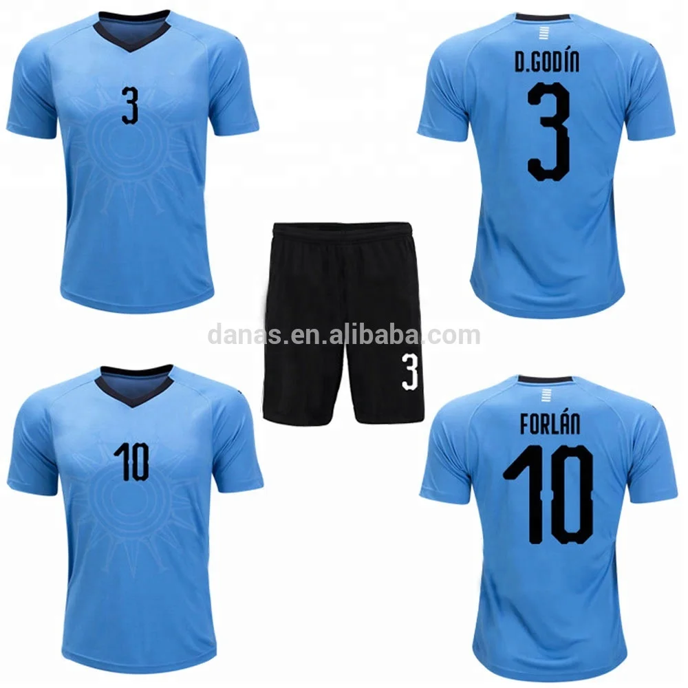 カスタマイズされたホット販売新しいモデル18ウルグアイ代表サッカージャージー Buy ウルグアイサッカーユニフォーム カスタマイズされたサッカー ユニフォーム サッカーユニフォーム 18 Product On Alibaba Com
