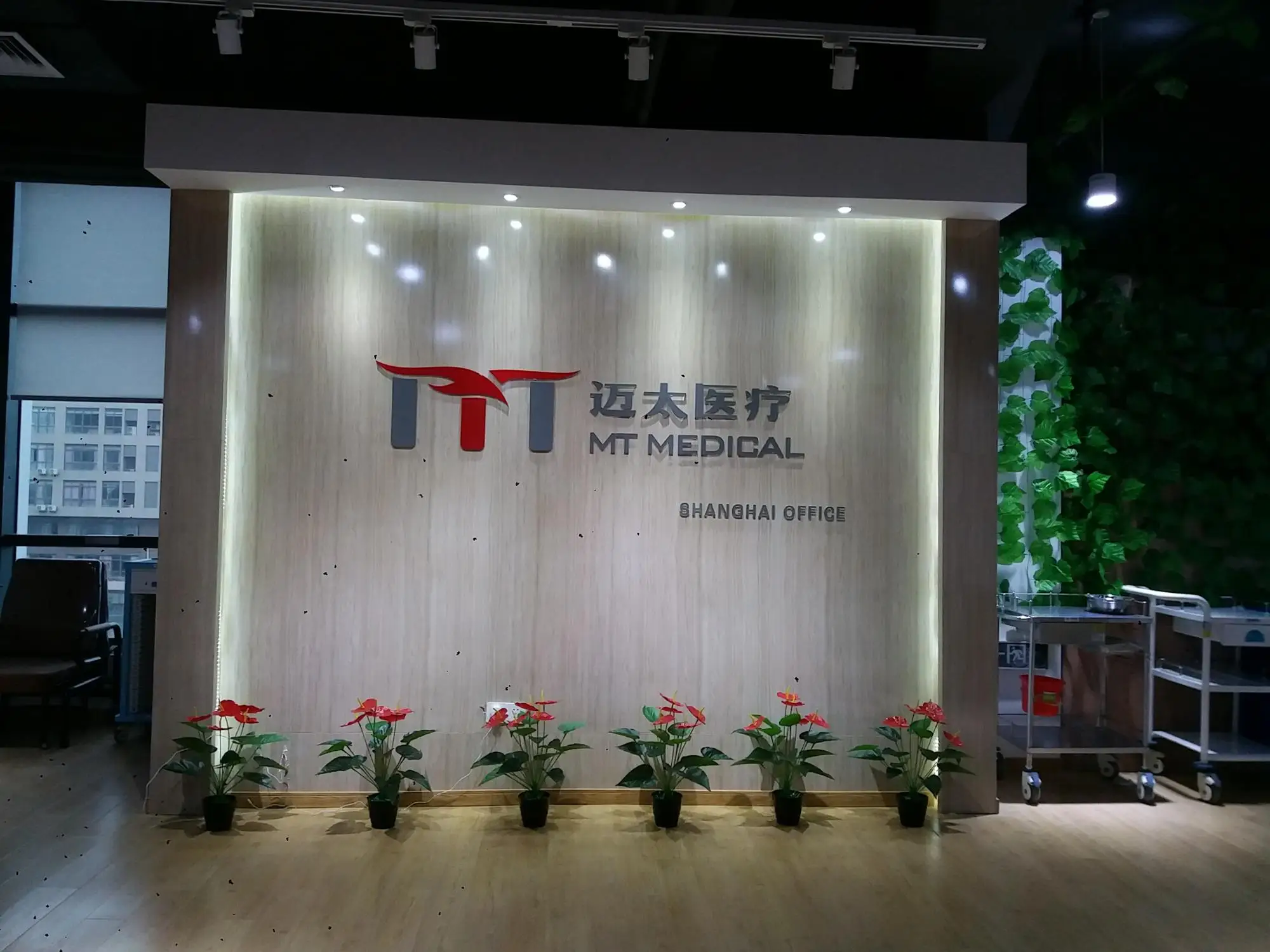 Hospital furniture hot selling warehouse nursing and emergency medical trolley