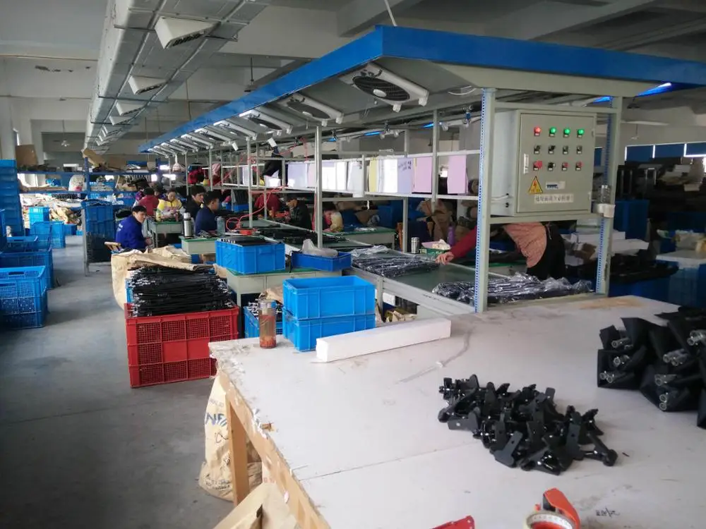 LED lightbox factory.jpg
