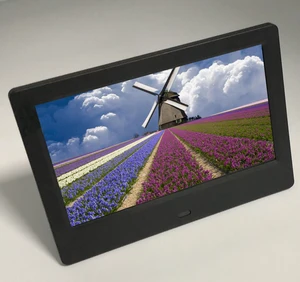 7 inch Digital Photo Frame Multimedia Playback
