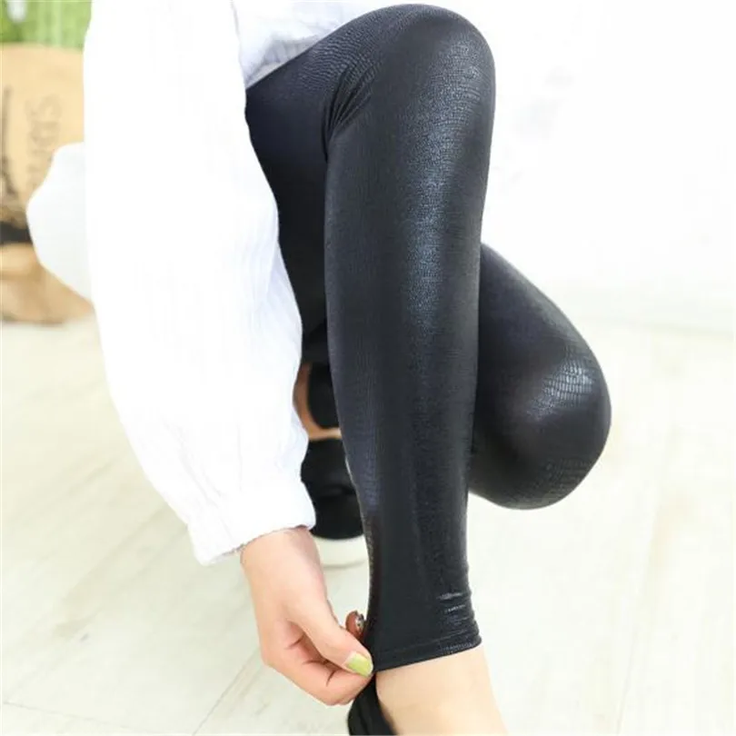 2018 Spring New High Stretch Quality Matte Snakeskin Pattern PU Leather Pants Women Skinny Punk Rock Leggings 4 colors