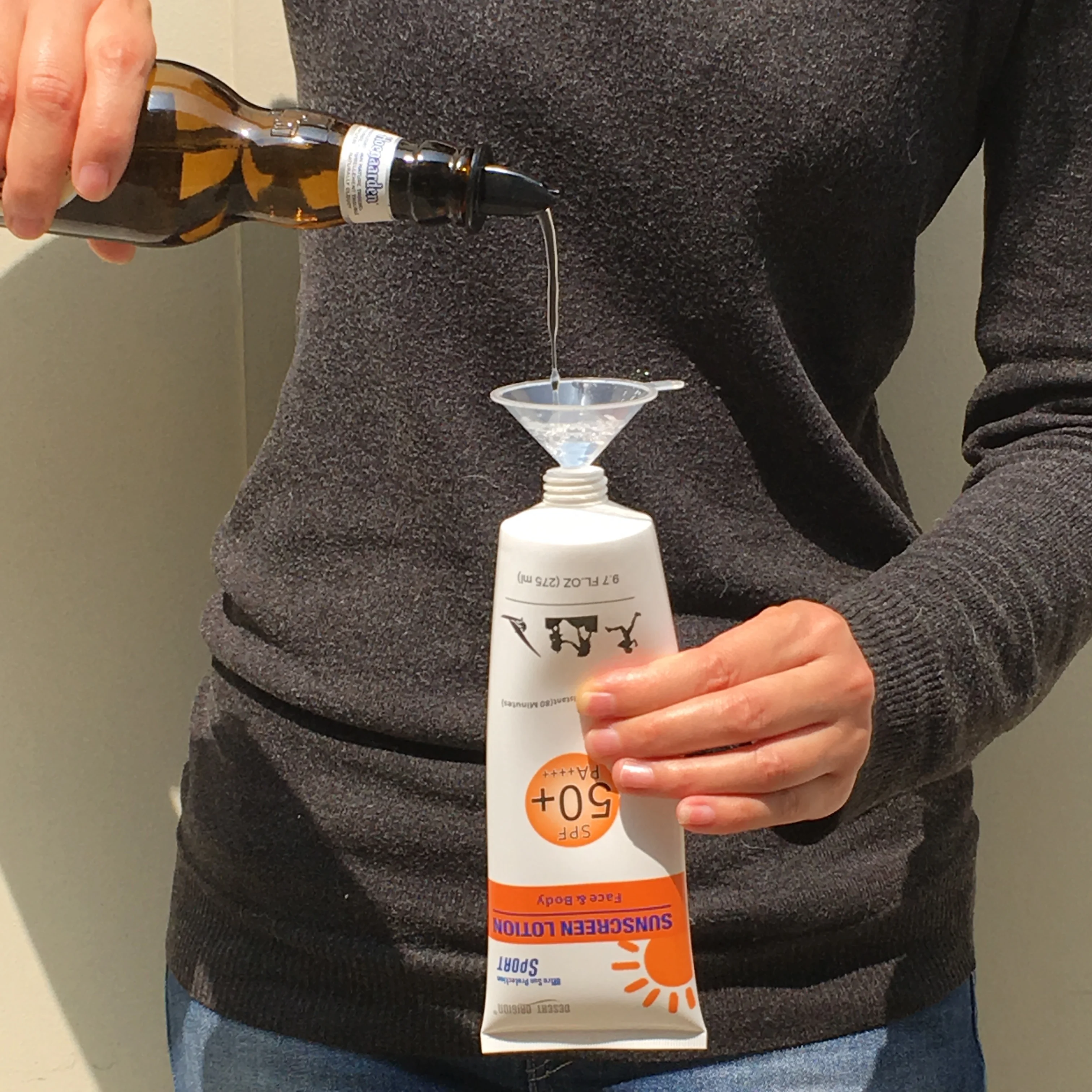 Hidden Flasks Disguised As Sunscreen Lotion Bottles 275ml Buy Hidden