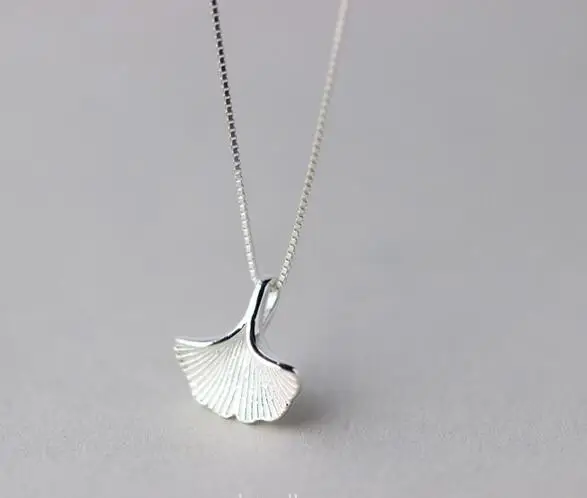 

925 sterling silver necklace women Mori Art wholesale sweet leaf of Ginkgo leaves short clavicle chain necklace