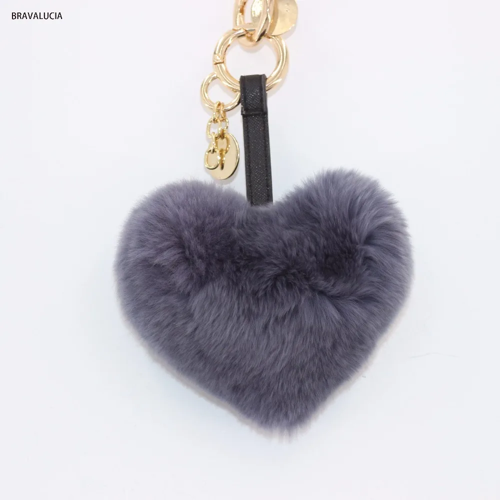 Wholesale New design lovely Heart Fur pom pom keychain for Car keys wallets ball bag key ring pendant Accessories charm woman