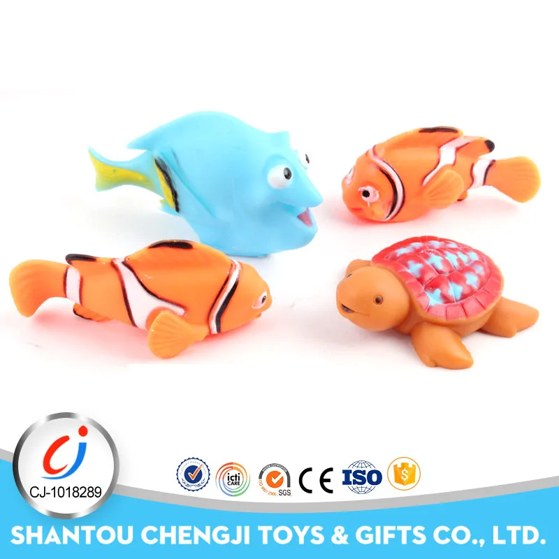 peces de plastico para niños